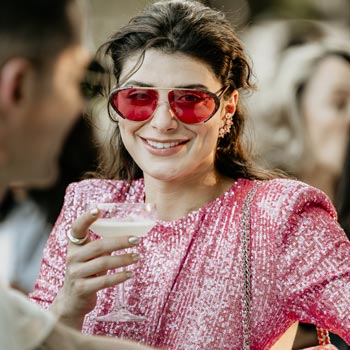 Disfrutando de una bebida de mixología en Mérida, Yucatán