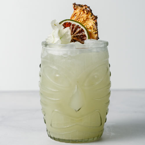 Fotografía de bebida de mixología con mezcal por Tahiti Mixology